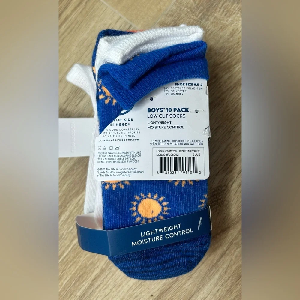 Boys Socks Low Cut Size 8.5-2